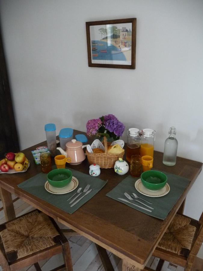 Bretagne Chambre D'Hotes Suite 53M2 Et Caravane Vintage Avec Cuisine Et Salle De Bains Privees Brittany B&B 53M2 Suite And Vintage Caravan Glamping With Private Kitchen And Bathroom Pleumeur-Gautier Zewnętrze zdjęcie